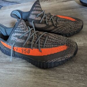 Yeezy 350 Boost- Carbon Beluga